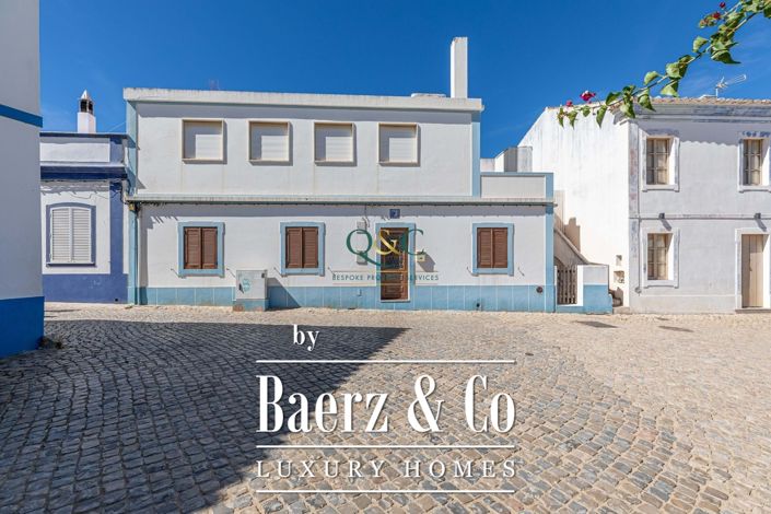 Image No.12-3 Bed Townhouse for sale