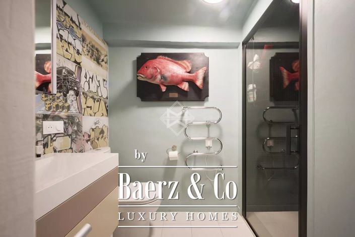 Image No.25-7 Bed House for sale