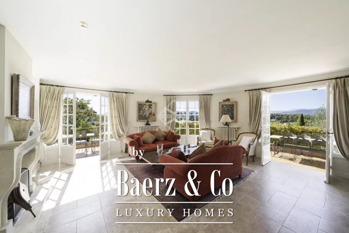 Image No.5-3 Bed Villa for sale