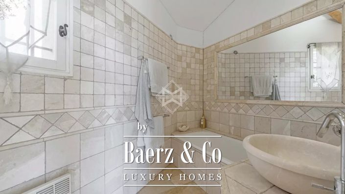 Image No.13-5 Bed Villa for sale