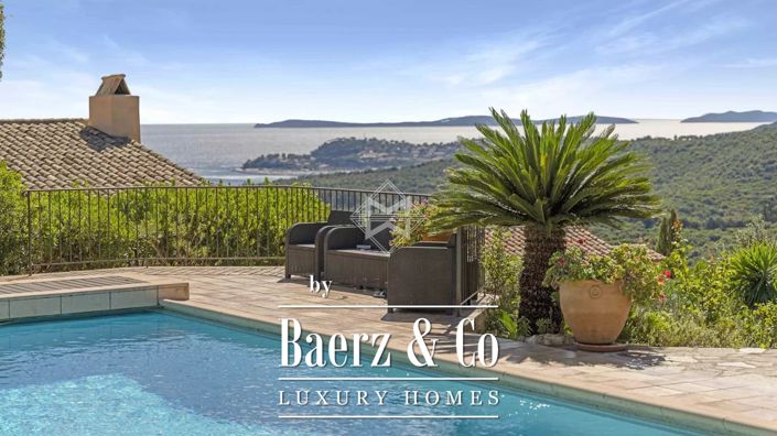 Image No.2-5 Bed Villa for sale