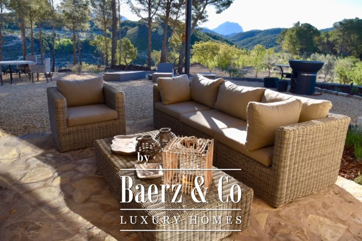 Image No.5-7 Bed Finca for sale