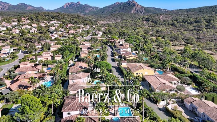 Image No.6-5 Bed Property for sale