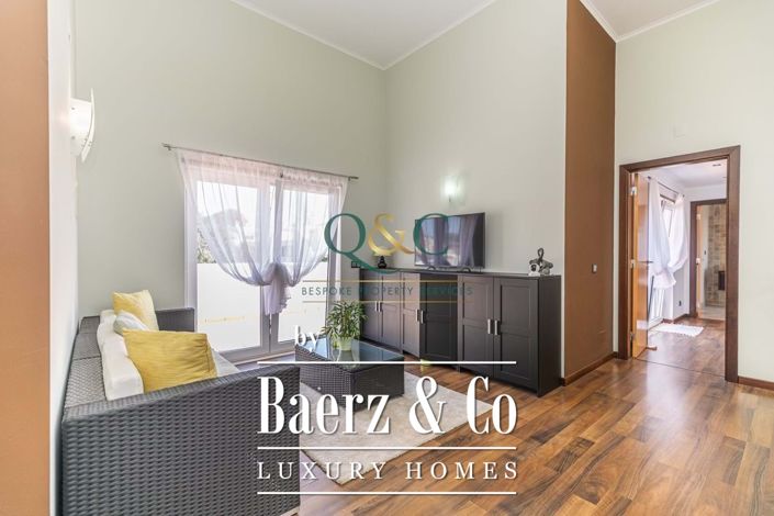 Image No.10-Villa de 5 chambres à vendre à Quarteira