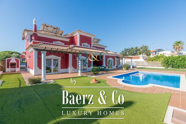 Image No.20-Villa de 5 chambres à vendre à Quarteira