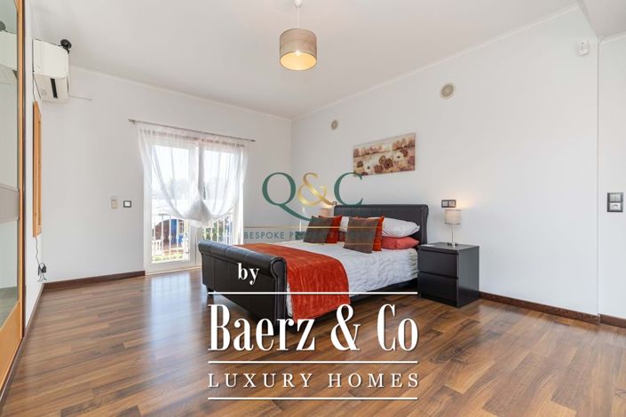 Image No.25-Villa de 5 chambres à vendre à Quarteira