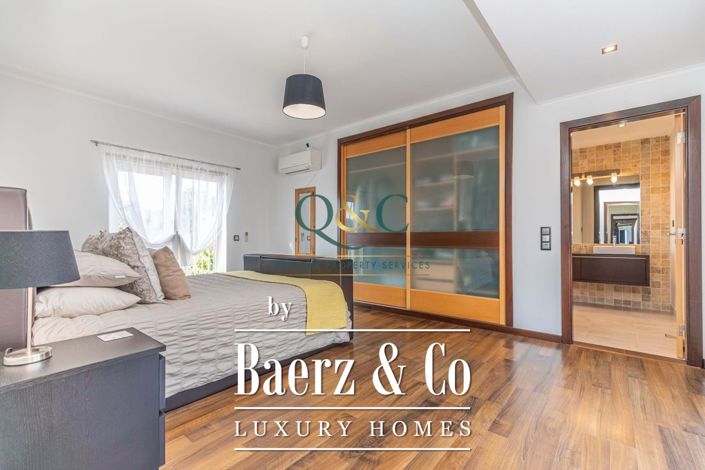 Image No.4-Villa de 5 chambres à vendre à Quarteira