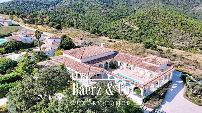 Image No.7-4 Bed Property for sale