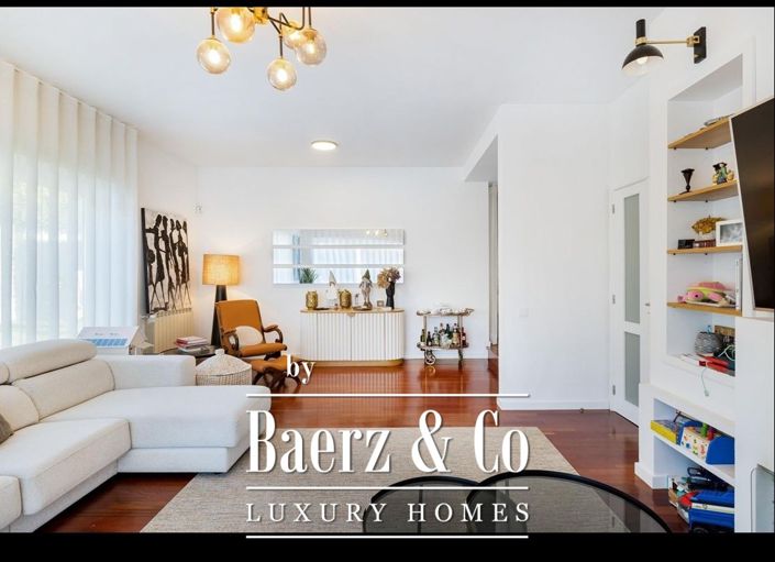 Image No.7-4 Bed Villa for sale