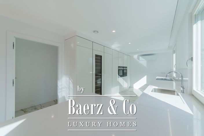 Image No.14-3 Bed Villa for sale