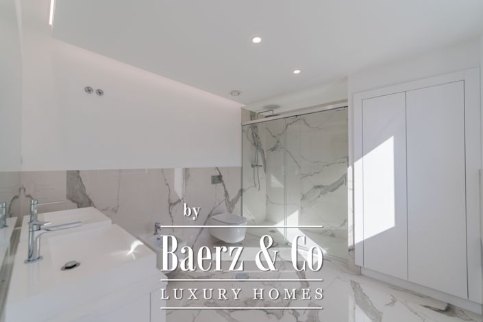 Image No.16-3 Bed Villa for sale