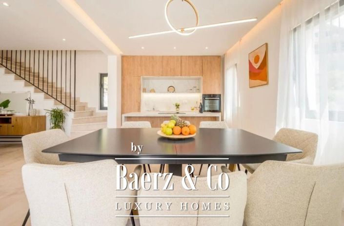 Image No.8-4 Bed Villa for sale