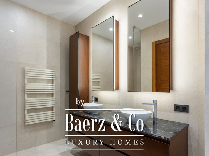 Image No.8-3 Bed Villa for sale