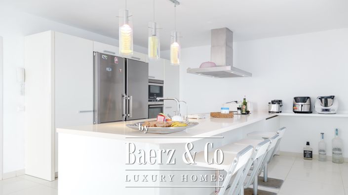 Image No.12-4 Bed Villa for sale