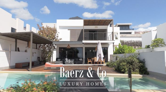 Image No.3-4 Bed Villa for sale