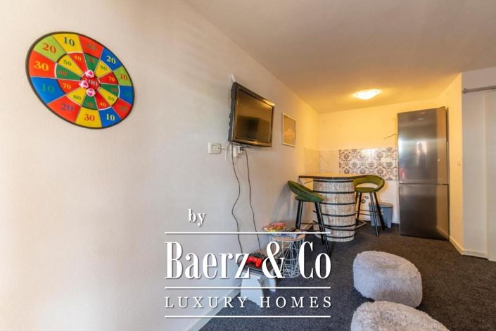 Image No.27-6 Bed Townhouse for sale