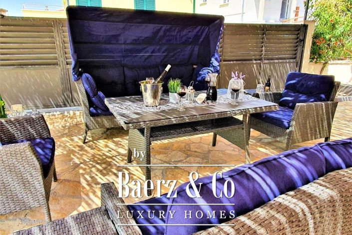 Image No.30-6 Bed Townhouse for sale