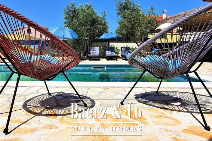 Image No.34-6 Bed Townhouse for sale