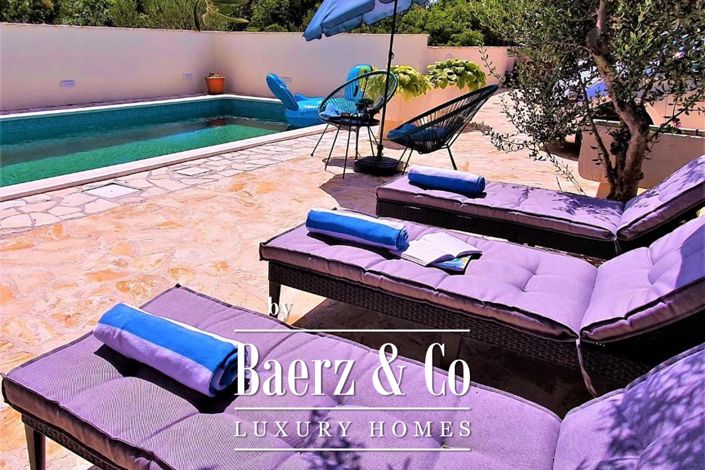 Image No.35-6 Bed Townhouse for sale