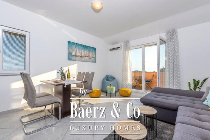 Image No.5-6 Bed Townhouse for sale