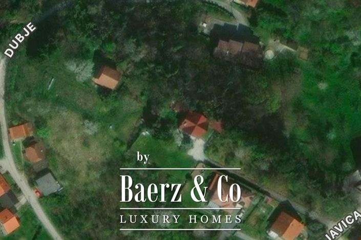 Image No.8-6 Bed Townhouse for sale