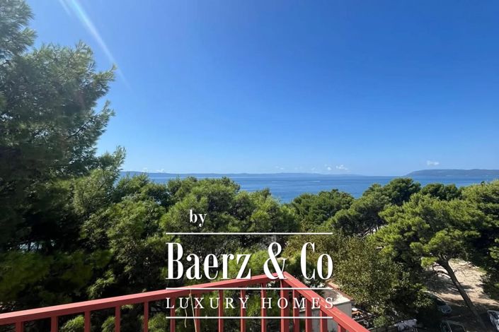 Image No.4-Maison de ville de 17 chambres à vendre à Tucepi