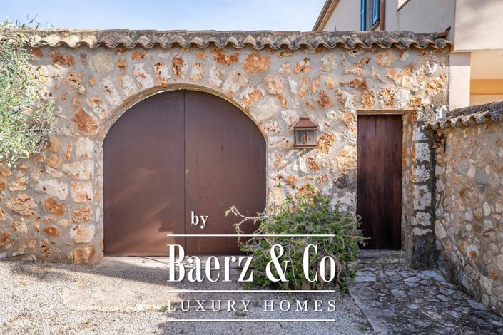 Image No.13-4 Bed Country House for sale