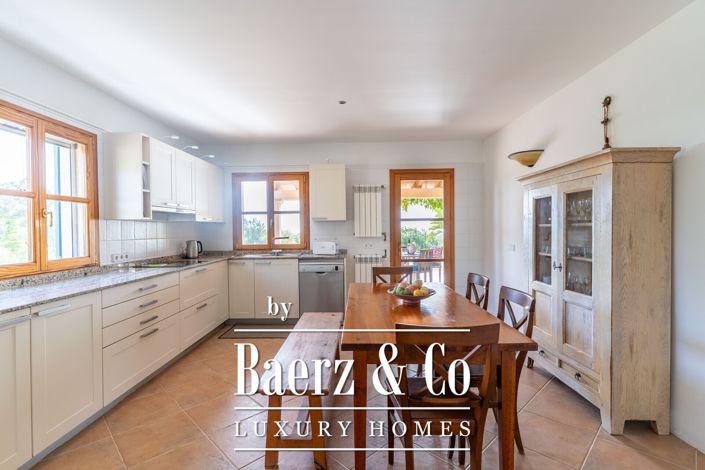 Image No.21-4 Bed Country House for sale