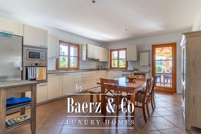 Image No.22-4 Bed Country House for sale