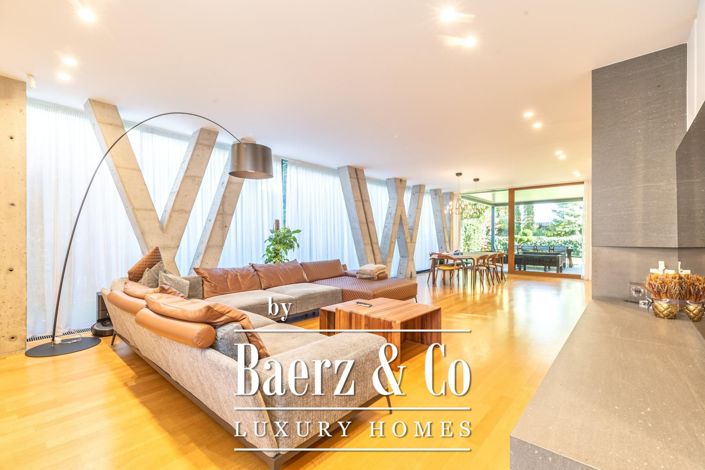 Image No.1-3 Bed Townhouse for sale