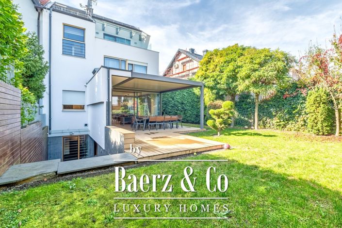 Image No.17-3 Bed Townhouse for sale