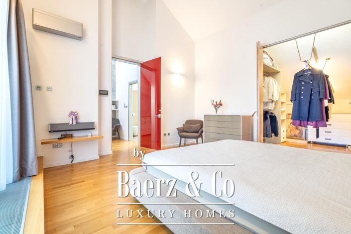 Image No.21-3 Bed Townhouse for sale