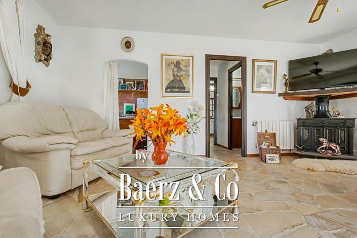 Image No.7-3 Bed Country House for sale