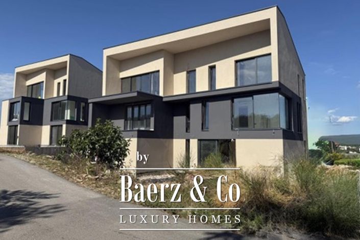 Image No.1-3 Bed Apartment for sale