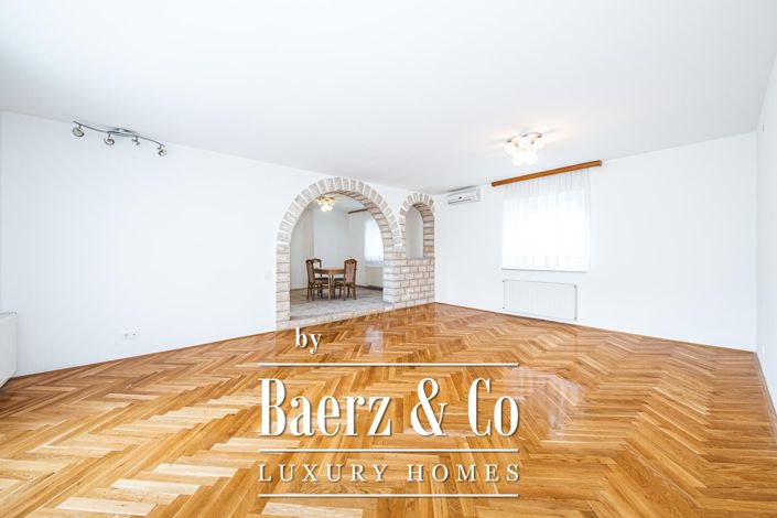 Image No.3-5 Bed Apartment for sale