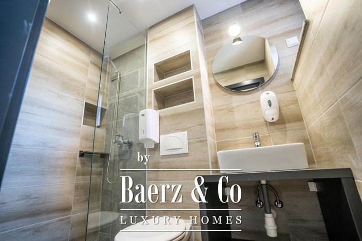 Image No.12-20 Bed Townhouse for sale