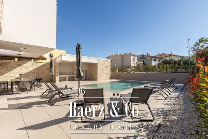 Image No.4-5 Bed Townhouse for sale