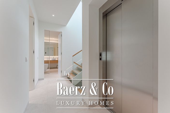 Image No.11-4 Bed Villa for sale