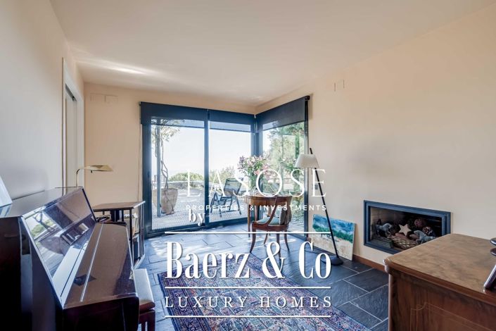 Image No.15-4 Bed Property for sale