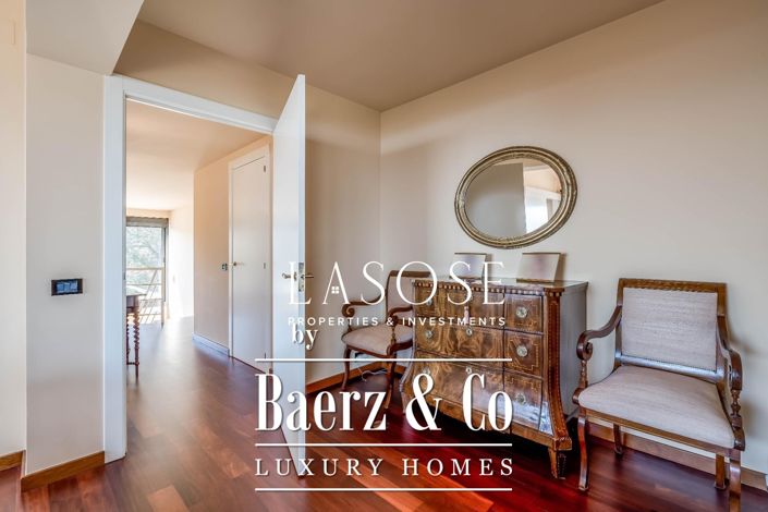 Image No.22-4 Bed Property for sale