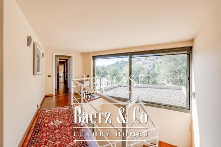 Image No.29-4 Bed Property for sale