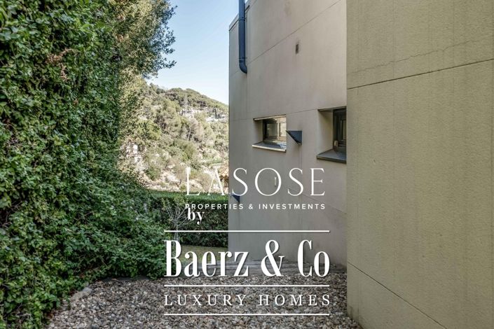 Image No.34-4 Bed Property for sale