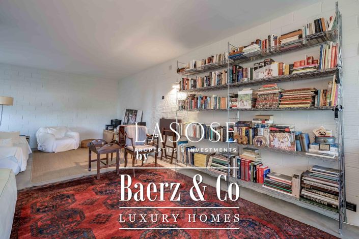 Image No.37-4 Bed Property for sale