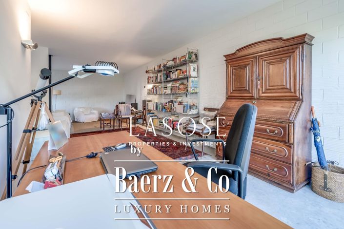 Image No.38-4 Bed Property for sale