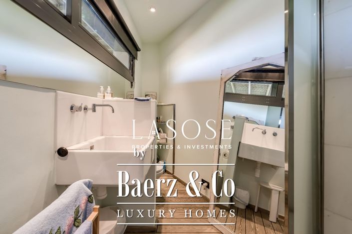 Image No.41-4 Bed Property for sale