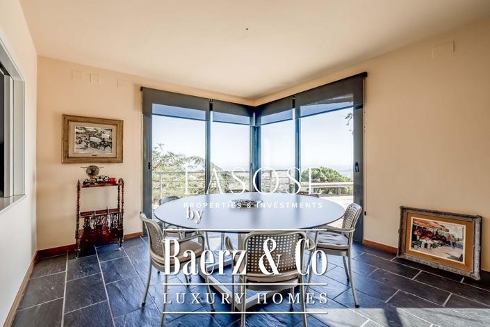 Image No.5-4 Bed Property for sale