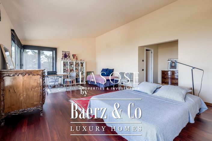 Image No.9-4 Bed Property for sale