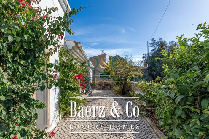 Image No.24-4 Bed Villa for sale