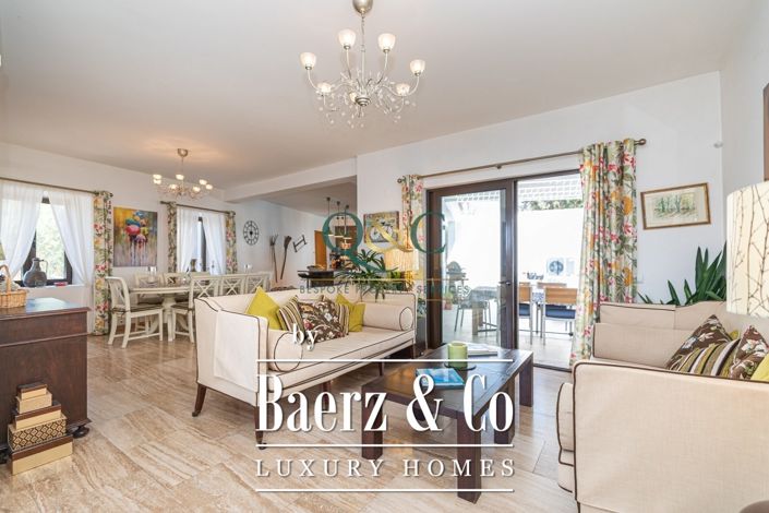 Image No.4-4 Bed Villa for sale