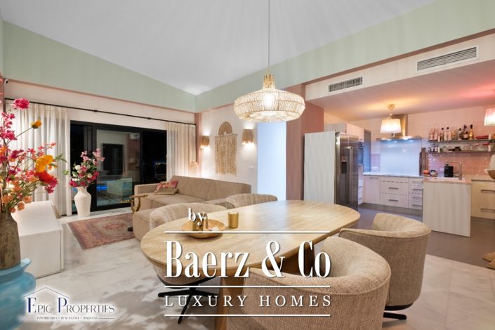 Image No.18-3 Bed Villa for sale